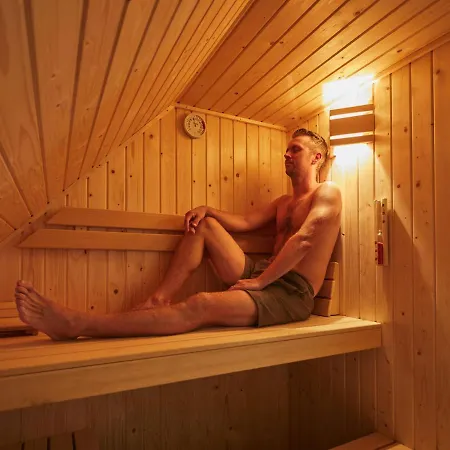 Nice With Sauna, Whirlpool & Steam Shower