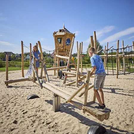 Вилла In Limburg Near Maasplassen